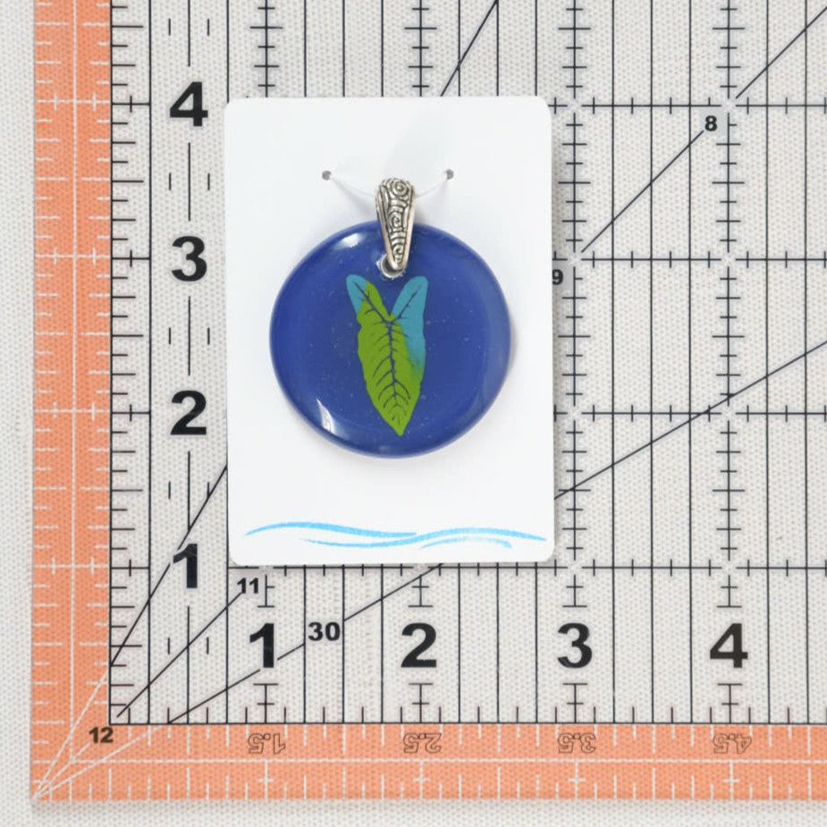 Glass Anthurium Leaf Pendant