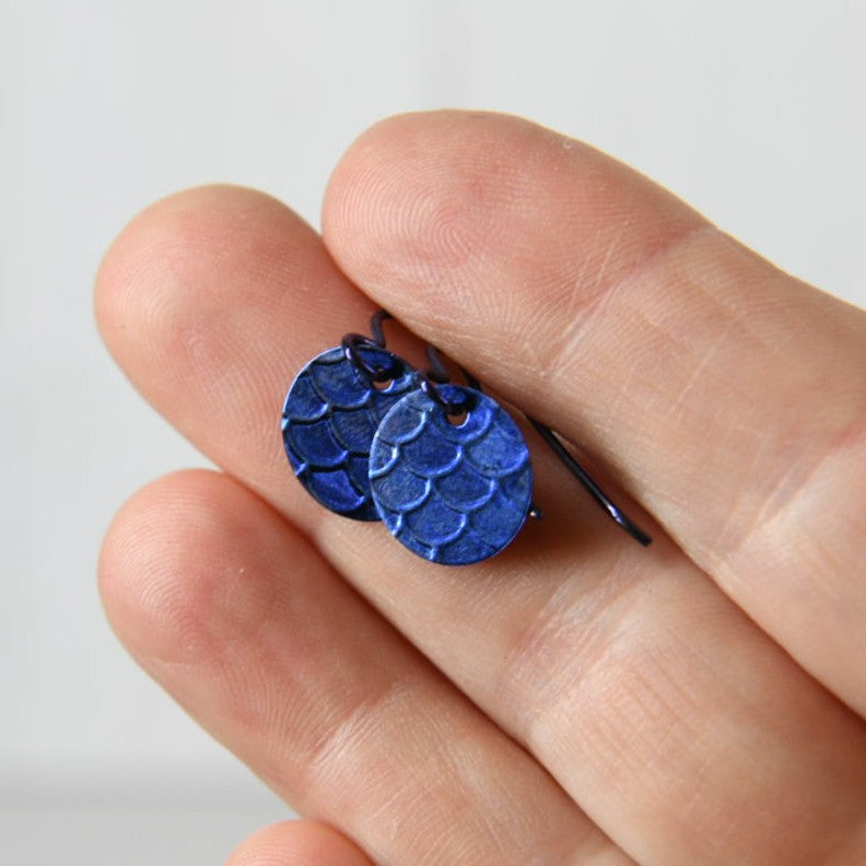 Dark Blue Anodized Niobium Dangle Earrings with Scale Pattern