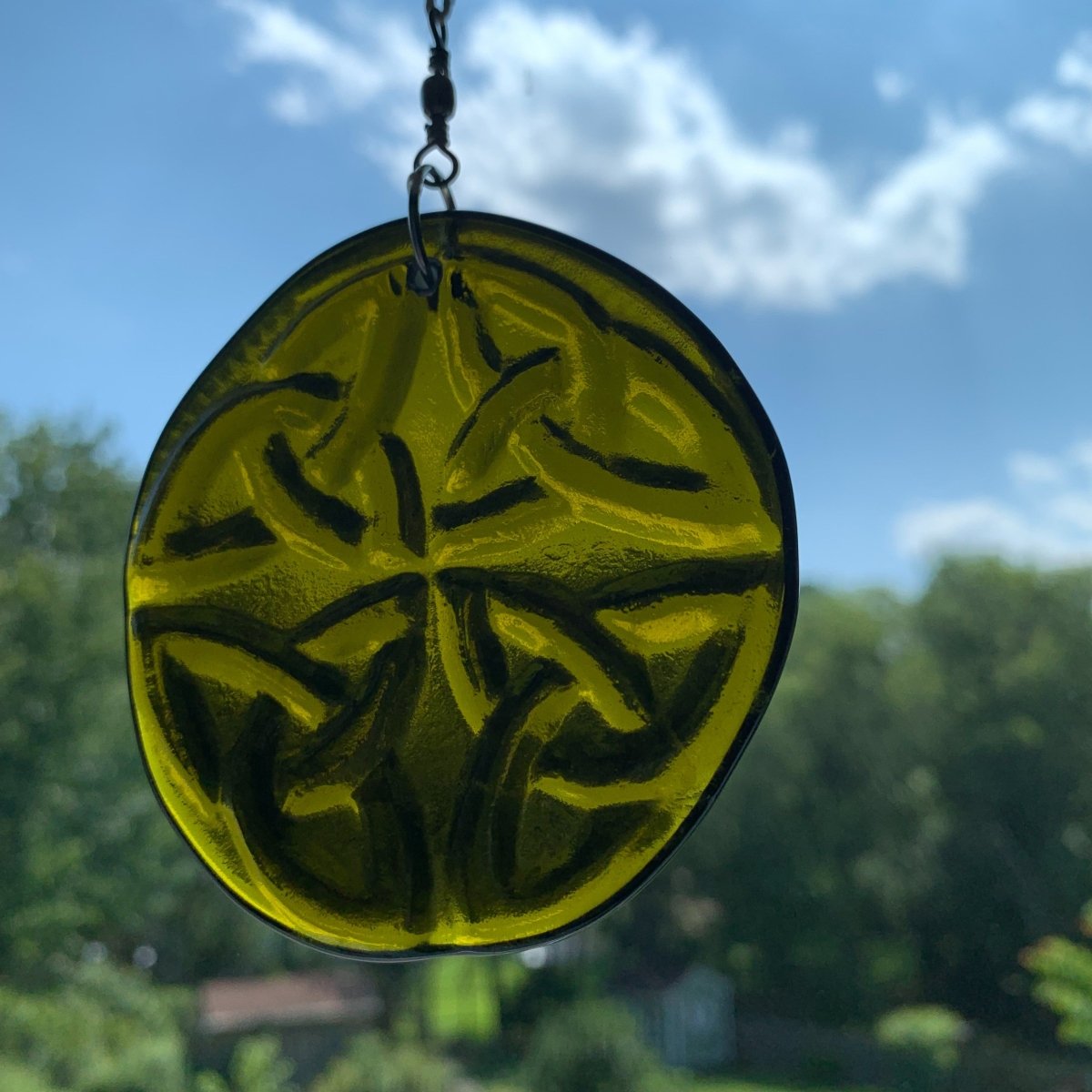 Celtic Knot Suncatcher from Upcycled Wine Bottle