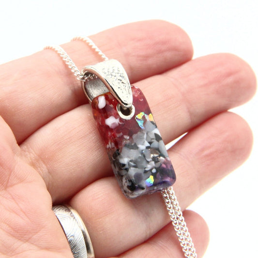 Small Red and Grey Speckled Glass Pendant