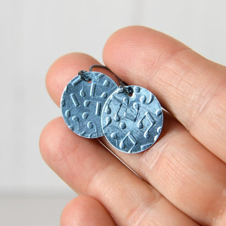 Pale Blue Anodized Niobium Dangle Earrings with Music Notes Pattern