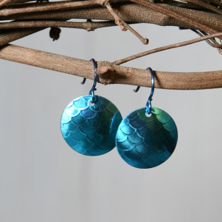 Turquoise Blue Anodized Niobium Dangle Earrings with Scale Pattern