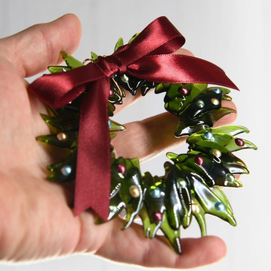Christmas Tree Wreath from Upcycled Wine Bottle
