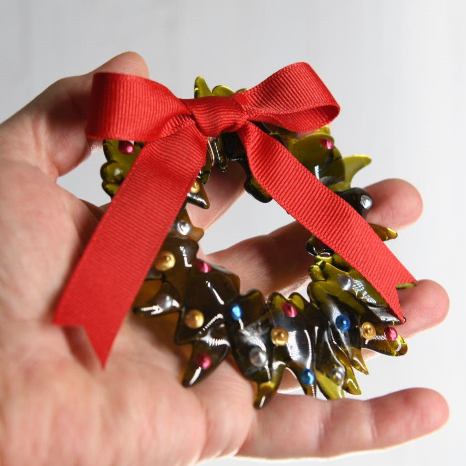 Christmas Tree Wreath from Upcycled Wine Bottle