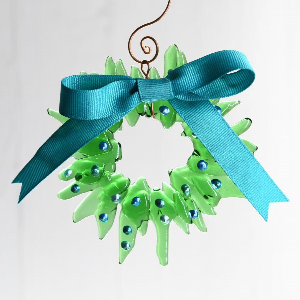 Christmas Tree Wreath from Upcycled Wine Bottle